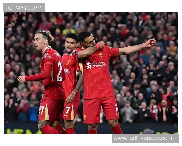 利物浦与悉尼精彩对决全场回放分析与精彩瞬间回顾