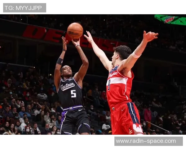 德阿隆福克斯如何引领萨克拉门托国王重返季后赛之路